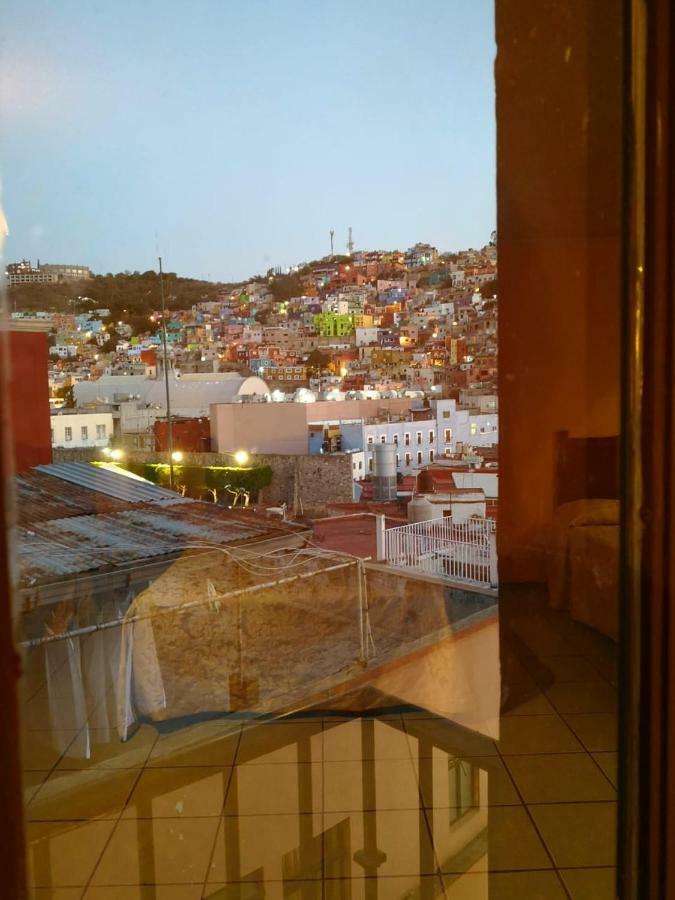 Del Conde 3*